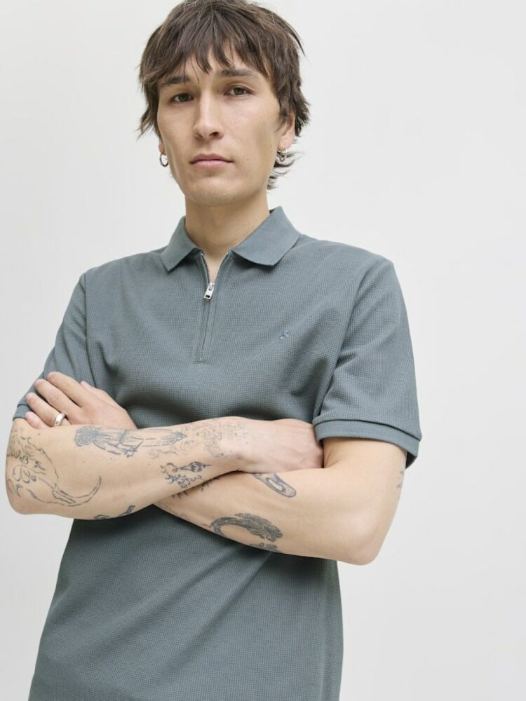 Jack Jones Austın Zıp Fermuarlı  Polo Yaka Erkek Tişört 12279177 (1)