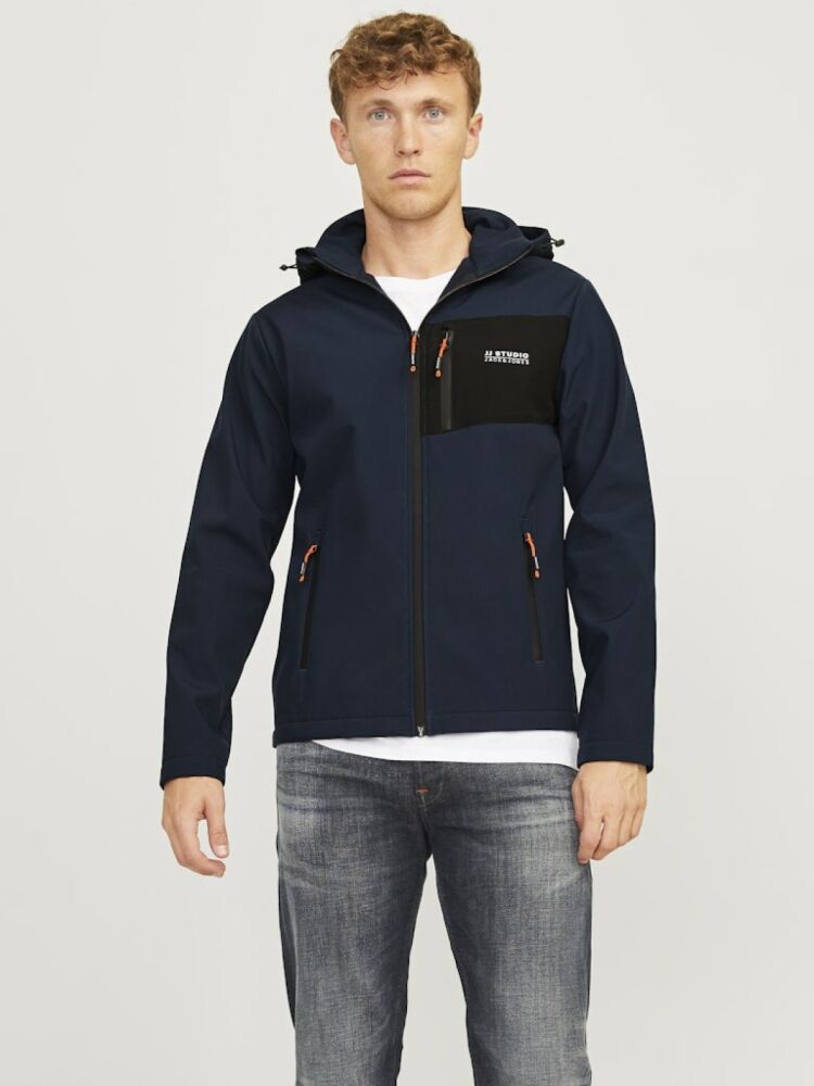 Jack Jones Taylor Softshell Erkek Ceket 12259615 (1)