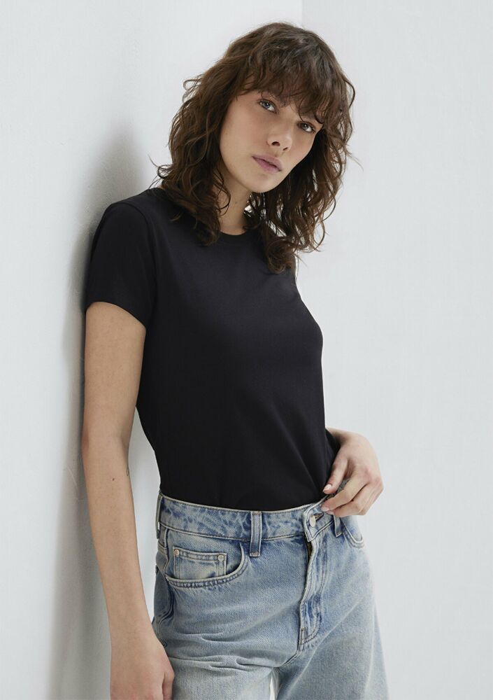 Mavi Basıc Kadın T-shırt_siyah 162767-900 (1)