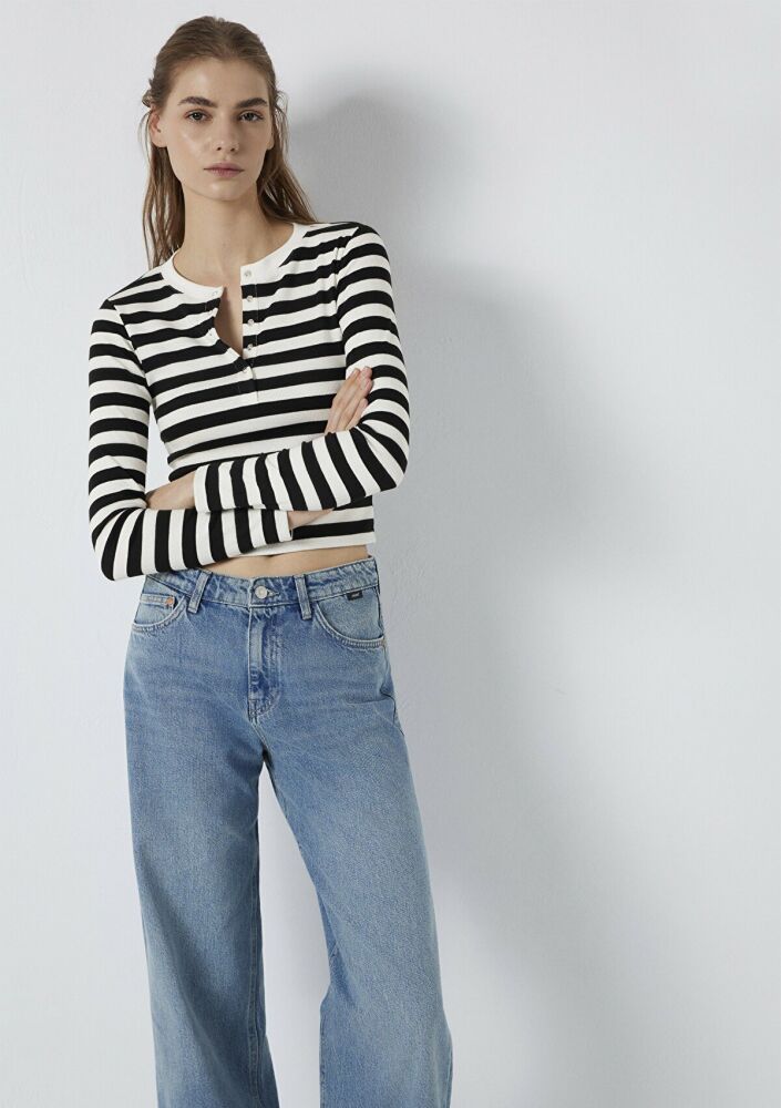 Mavi Çizgili Siyah Kadın Sweat 1613767-85407