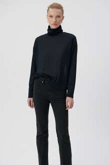 Mavi Dik Yaka Uzun Kol Kadın Sweat 1612022-82458 - Mavi (1)