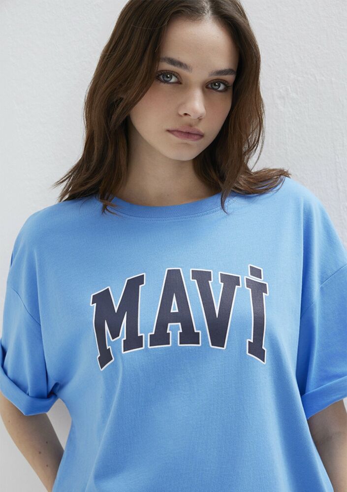 Mavi Logo Baskılı Oversize Mavi Kadın Tişört 1600843-91478 (1)
