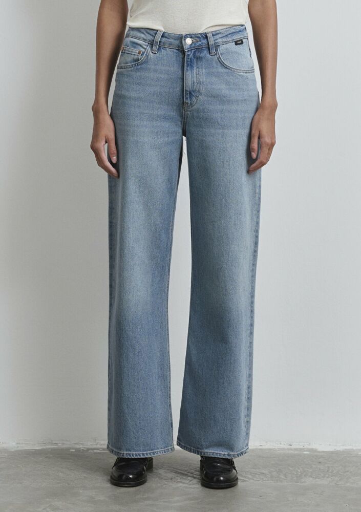 Mavi Malıbu Mid Blue Denim Kadın Jean Pantolon 1010152-89937 - 3