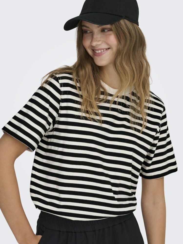 Only Lıvvına Çizgili Regular Fit Kadın Tişört 15272227 (1)