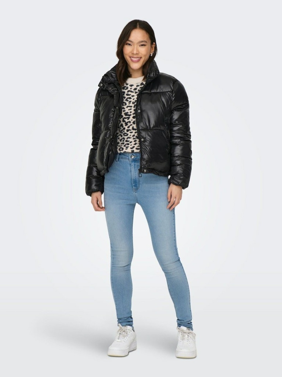 Only Sky Short Puffer Kadın Mont 15292628 - 1