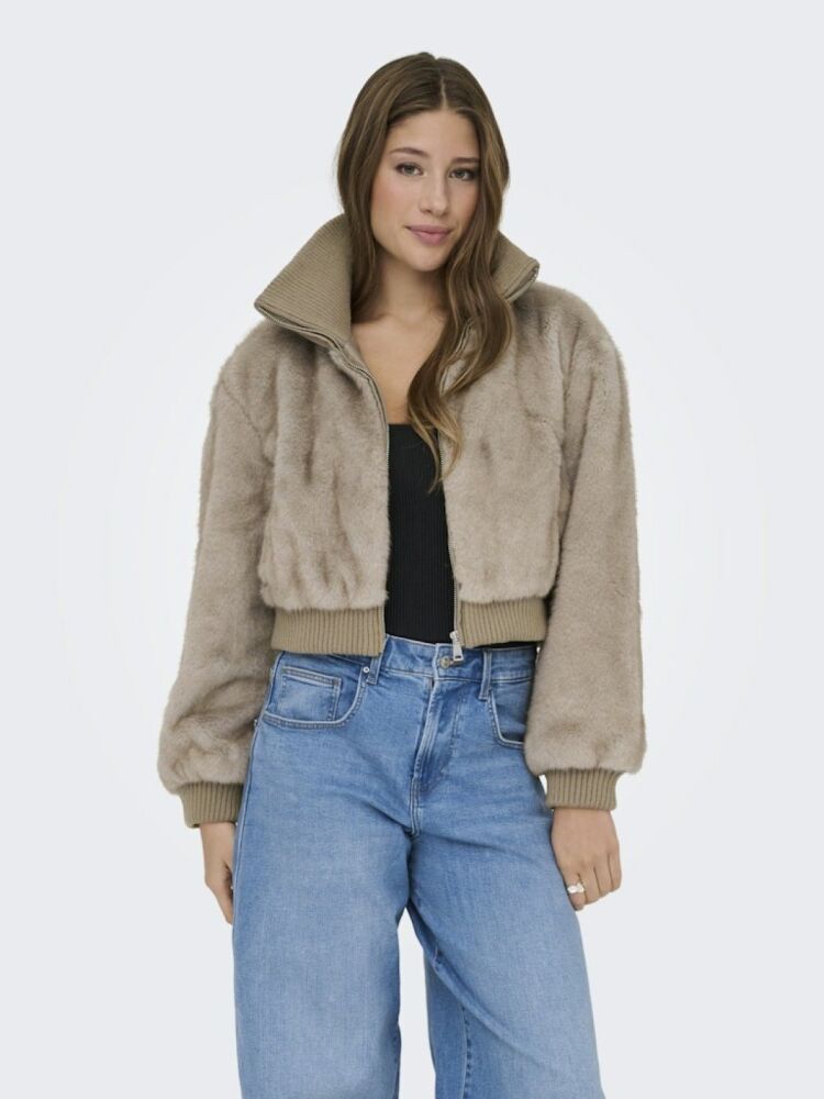 Only Wıckı Lıfe Fur Rıb Kadın Ceket 15349157 (1)
