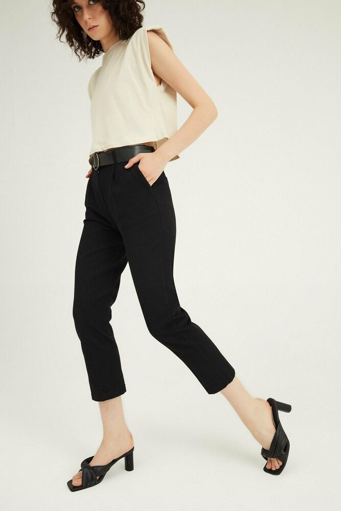 Quzu Beli Kemerli Kadın Pantolon 21K70755 - 3