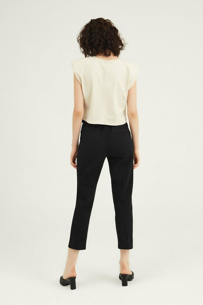Quzu Beli Kemerli Kadın Pantolon 21K70755 - 5