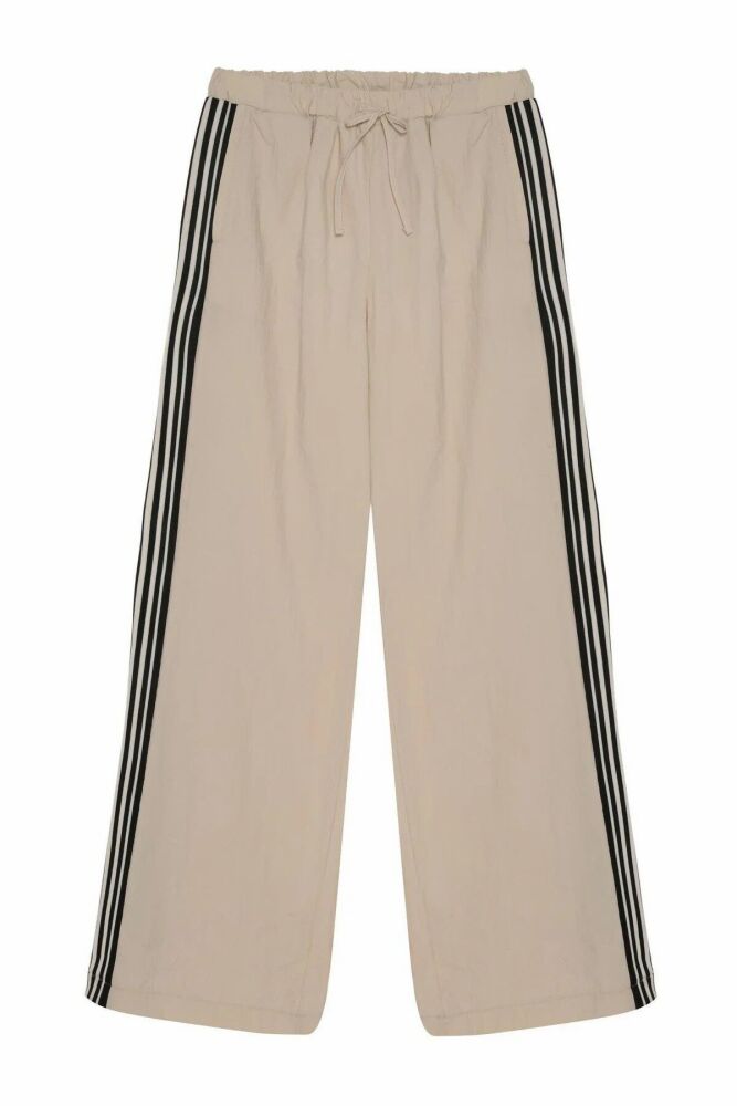 Quzu Beli Lastikli Kadın Pantolon (1)