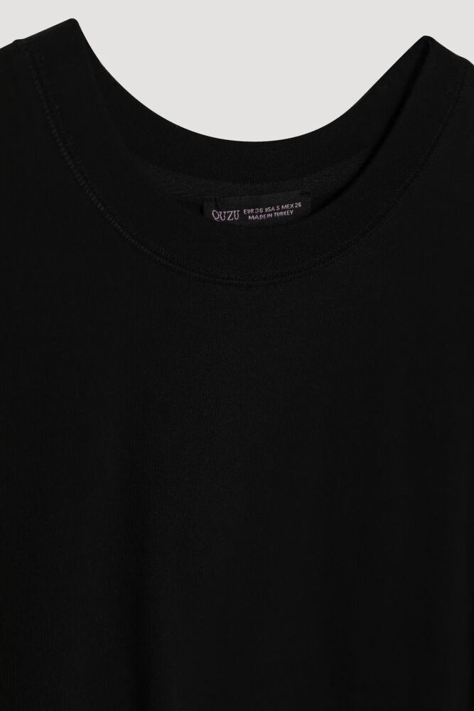 Quzu Bisiklet Yaka Düz Kadın T-shirt 25YTSH00186 (1)