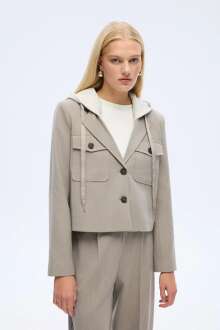 Quzu Kapüşonlu Kadın Ceket - Quzu