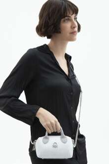 United Colors Of Benetton Kadın El Çantası BNT_1591 - Benetton (1)