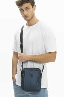 United Colors of Benetton Siyah Unisex Postacı Çantası BNT_264 - Benetton (1)