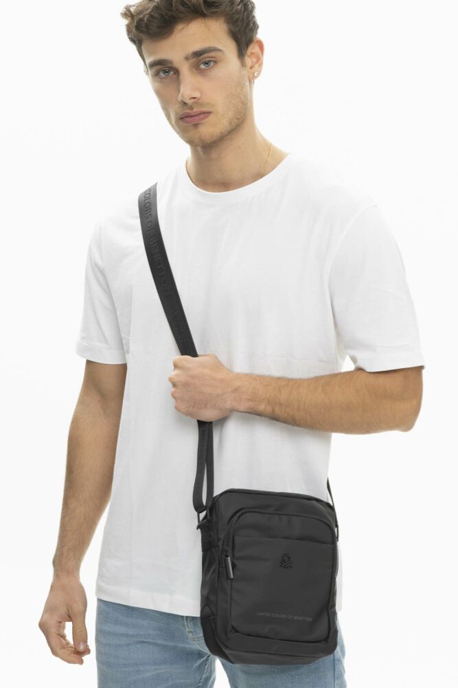 United Colors of Benetton Unisex Çapraz Çanta Siyah BNT_541 (1)