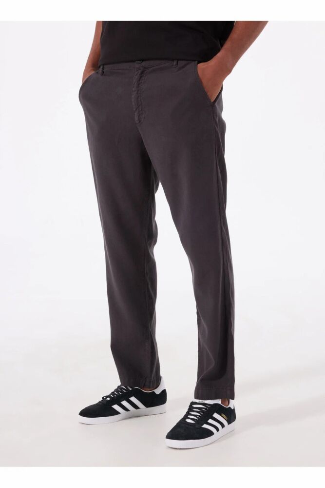 Wrangler Beli Lastikli Erkek Chino Pantolon W2510347001 (1)