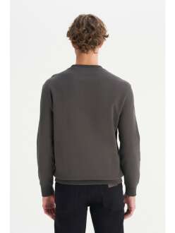 Wrangler Erkek Patch Logo Sweatshirt W252025533W - 5