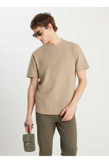 Wrangler Relaxed Fit Dokulu Basic Erkek Tişört W2510718614 - 2