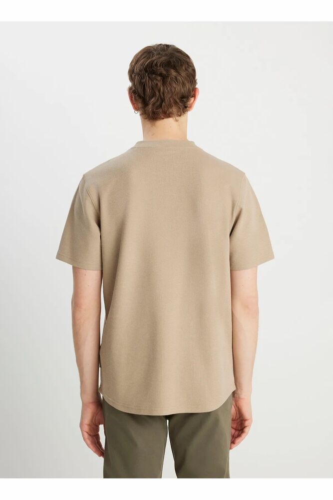 Wrangler Relaxed Fit Dokulu Basic Erkek Tişört W2510718614 - 5