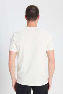 Wrangler Small Logo Bisiklet Yaka Erkek Tişört W7NM20387742L - 5